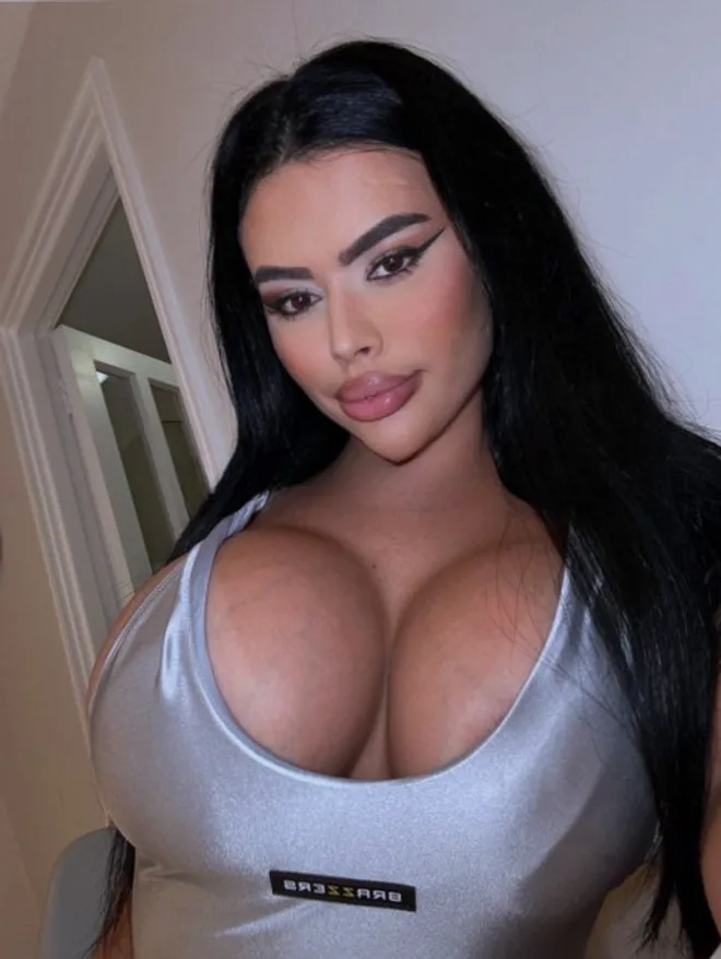 Bella Sadim Pornstar