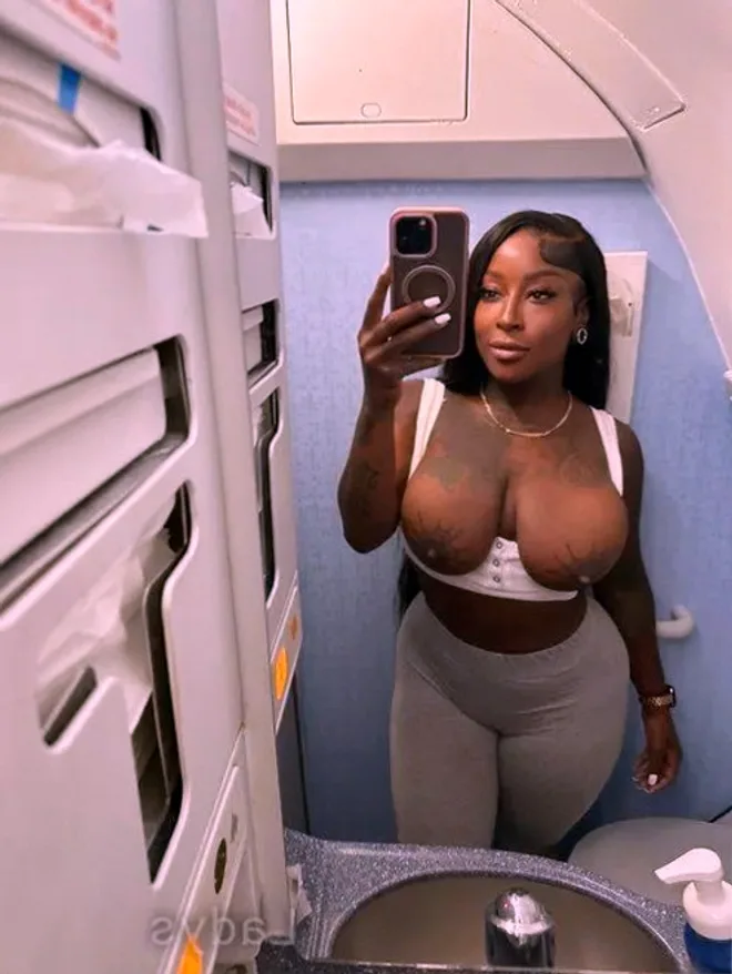 I’m available for both incall and outcal