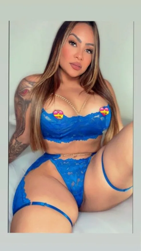 Nina Dellix