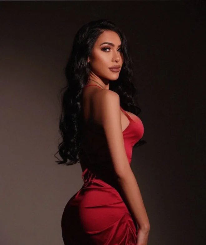 Nomira